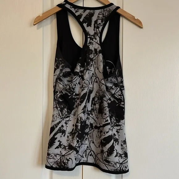 CrossFit Workout Tank Top - Picture 2 of 3